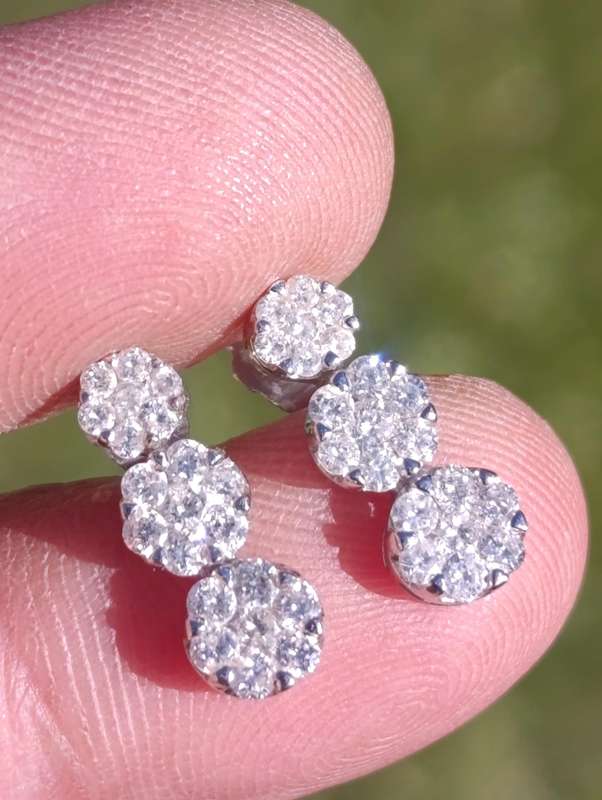 Estate 18ct Gold Diamond Drop Earrings