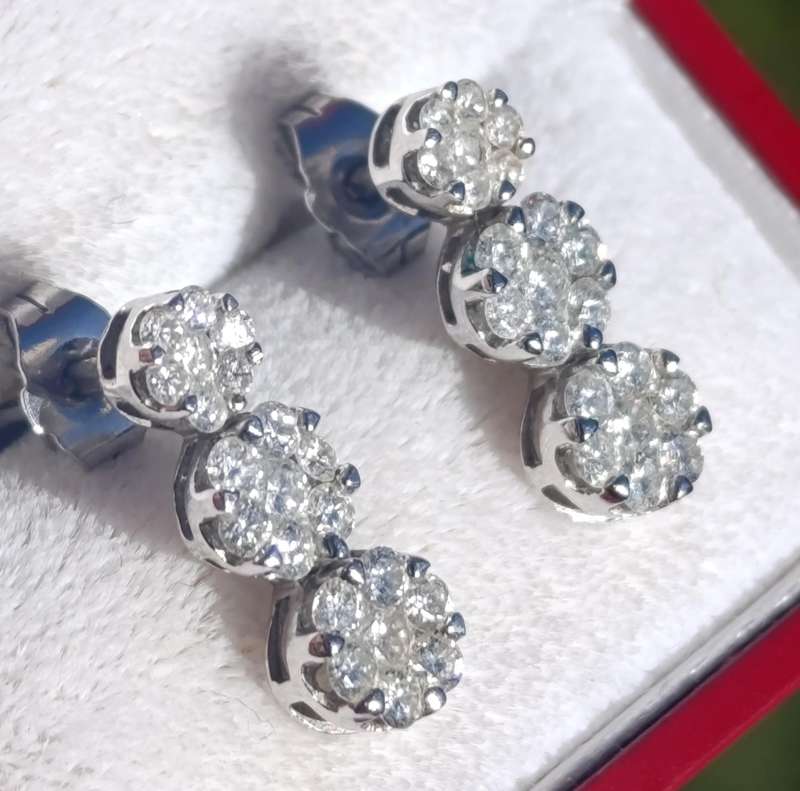 Estate 18ct Gold Diamond Drop Earrings