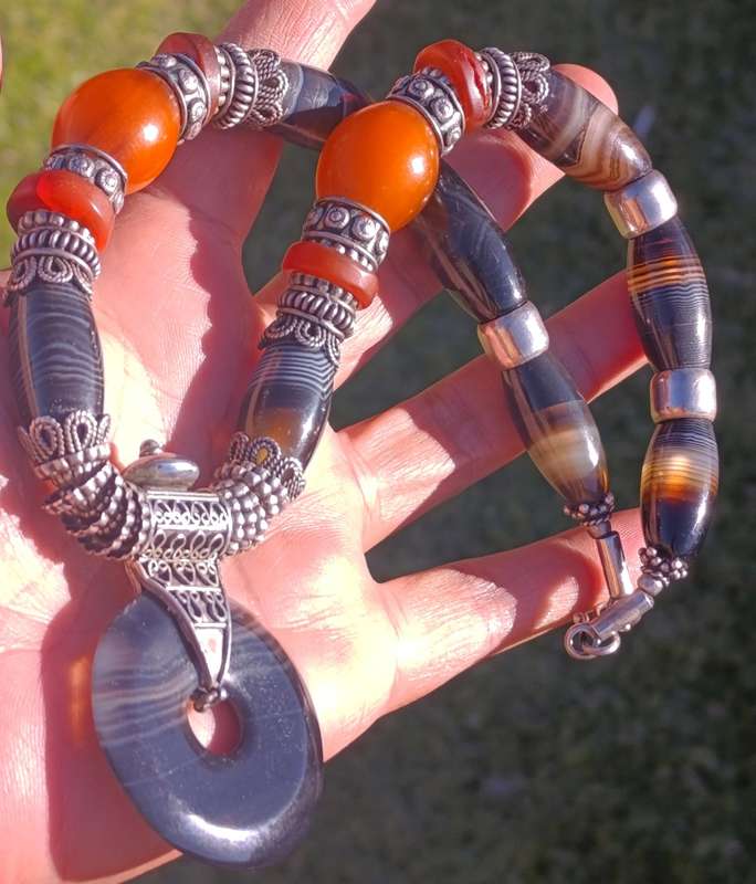 Heavy Vintage Agate and Carnelian Necklace