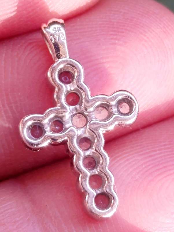 9ct White Gold Tanzanite Cross Pendant