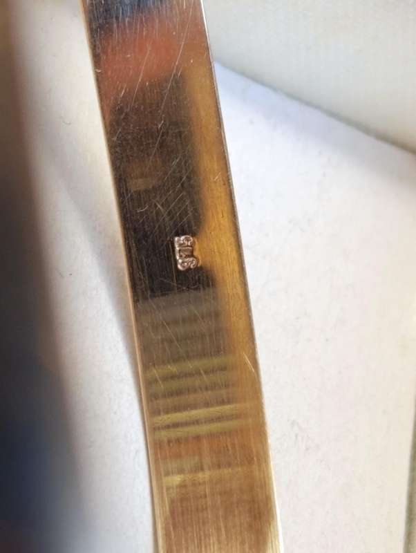 9ct Gold 6MM Vintage Bangle