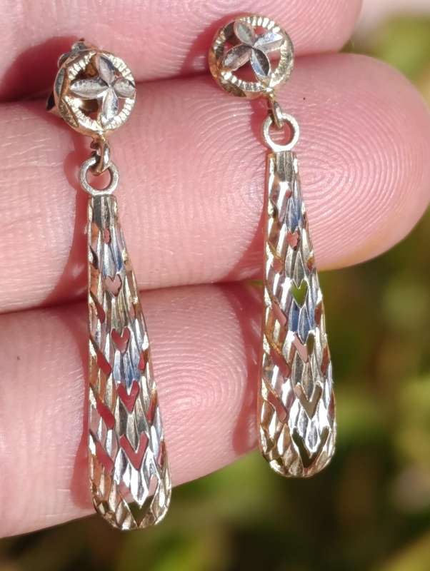 9ct Gold Two Tone Drop Earrings