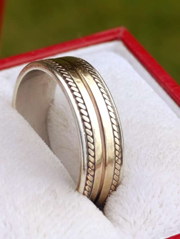 9ct Gold 6MM Two Tone Rope Design Band