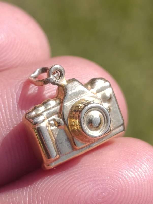 9ct Gold Camera Charm