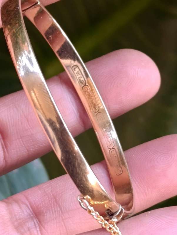 9ct Gold Bronze Core Cutwork Bangle