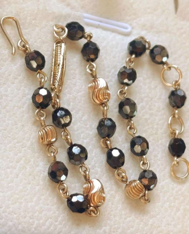 9ct Gold Vintage Crystal Black Bead Bracelet