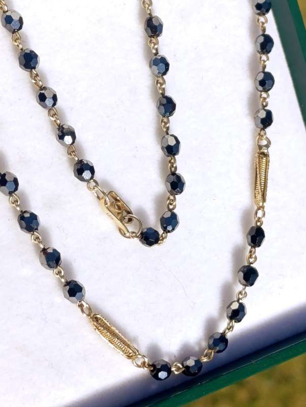 9ct Gold Vintage Black Crystal Necklace