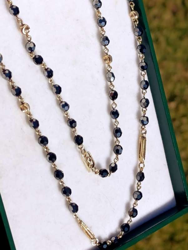9ct Gold Vintage Black Crystal Necklace