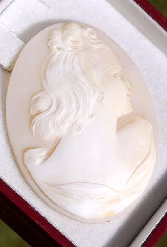 Vintage Genuine Cameo