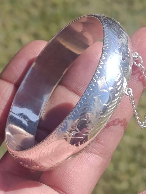 Sterling Floral Cutwork 1.5CM Bangle