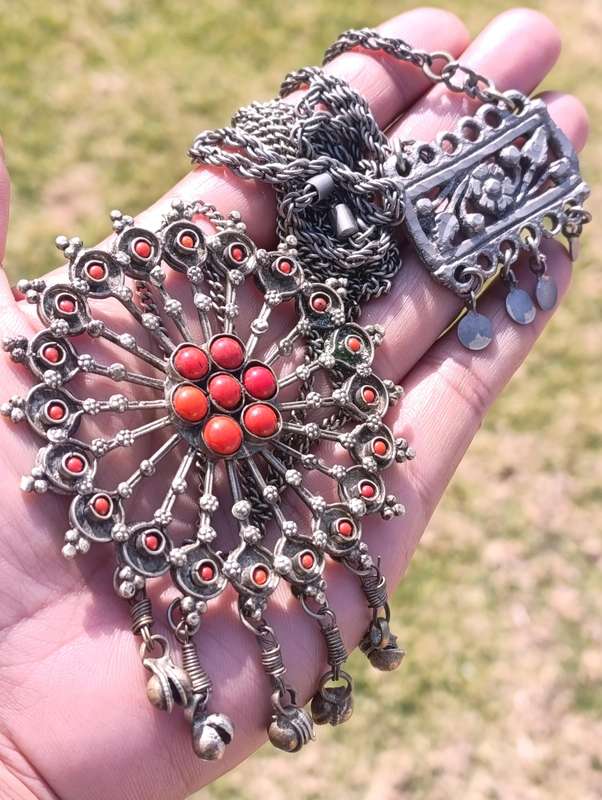 Vintage Necklace Lot