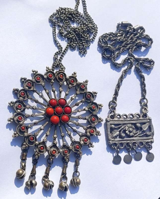 Vintage Necklace Lot