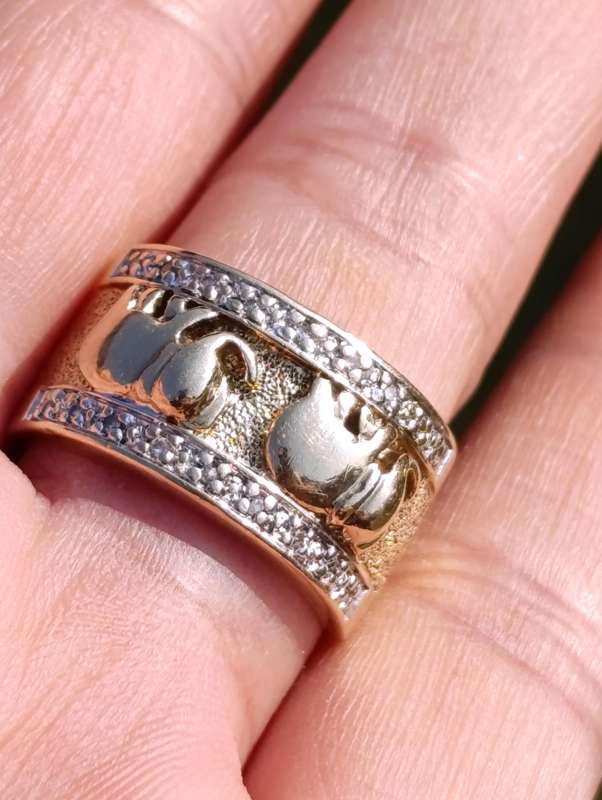 9ct Gold Diamond Elephant Ring