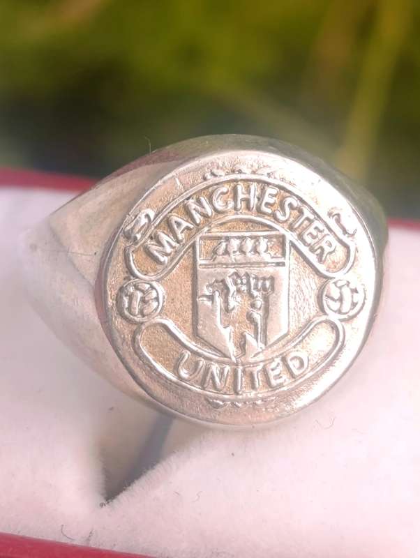 British Hallmarked Manchester Vintage Ring