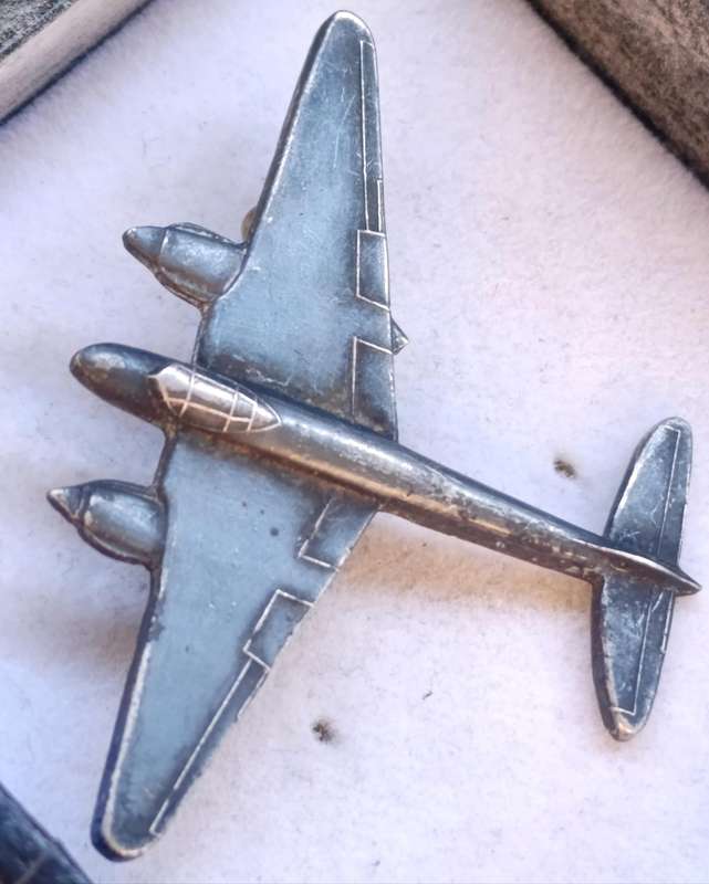 Rare Sterling WW2 Plane Brooch Pin