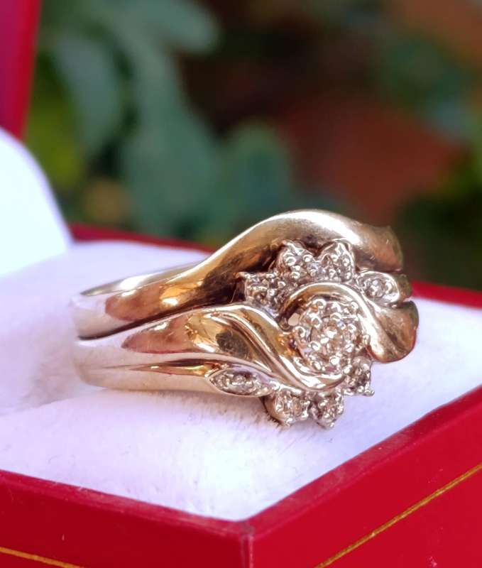 9ct Gold Diamond Two in One Engagement Ring