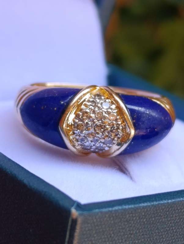 Rare 18ct Estate Diamond Lapis Lazuli Ring