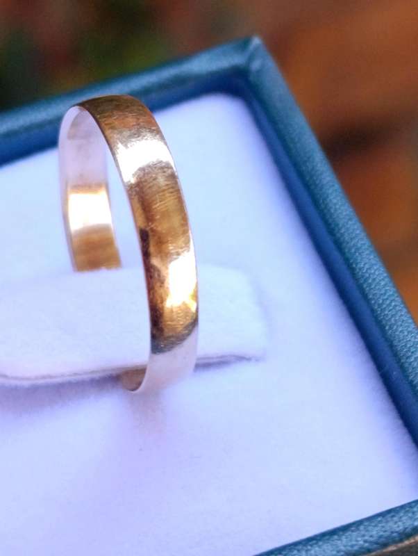 9ct Gold Vintage 3MM Plain Band