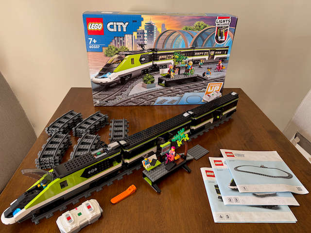 LEGO Electric Train | LEGO City Collection