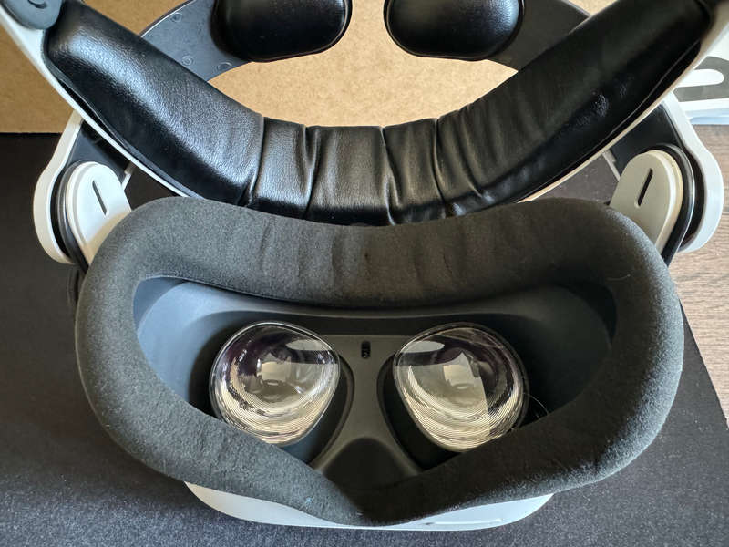 Meta Quest 2 VR Headset | 256GB | BOBA M2-Plus Battery Head strap Included