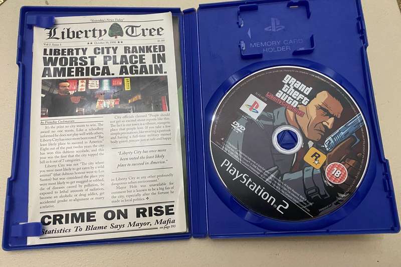GTA Liberty City Stories Ps2 pal.Cib.