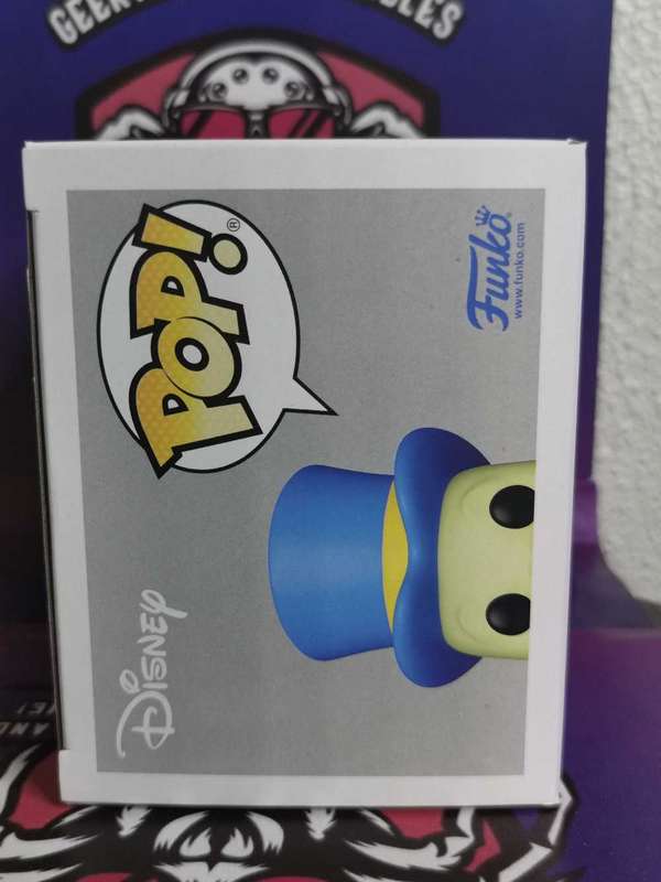 Disney Classics Jiminy Cricket special Edition Funko pop