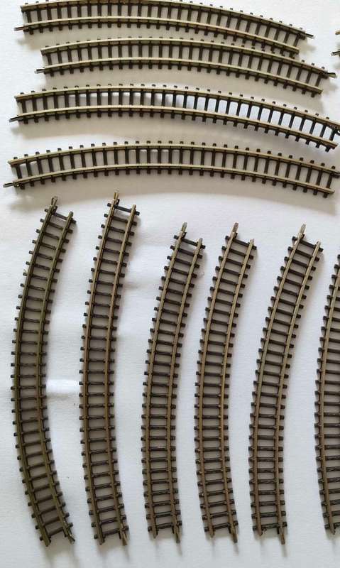 Z Scale track