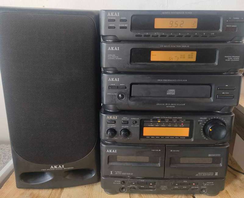 Akai Music System