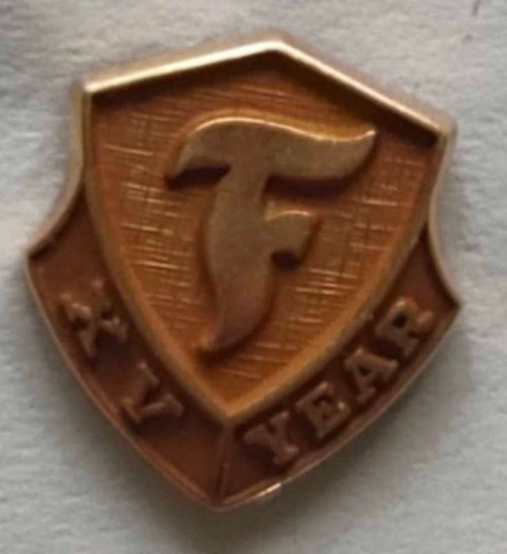 Firestone 15 year 14 k gold pin