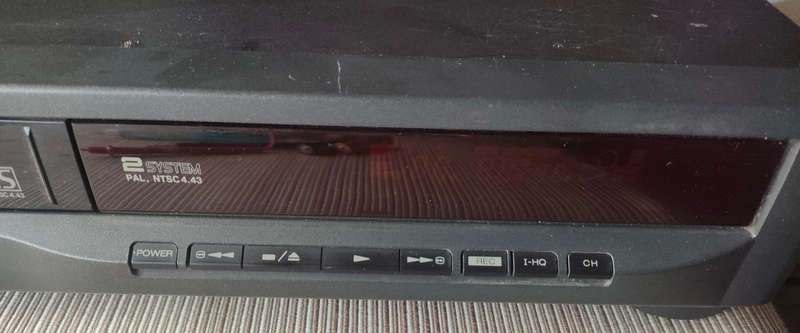 Akai Video Player