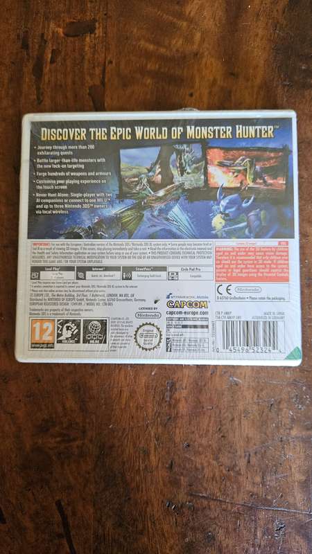 Nintendo 3 DS Monster Hunter 3 Game. "Sealed & Unused"