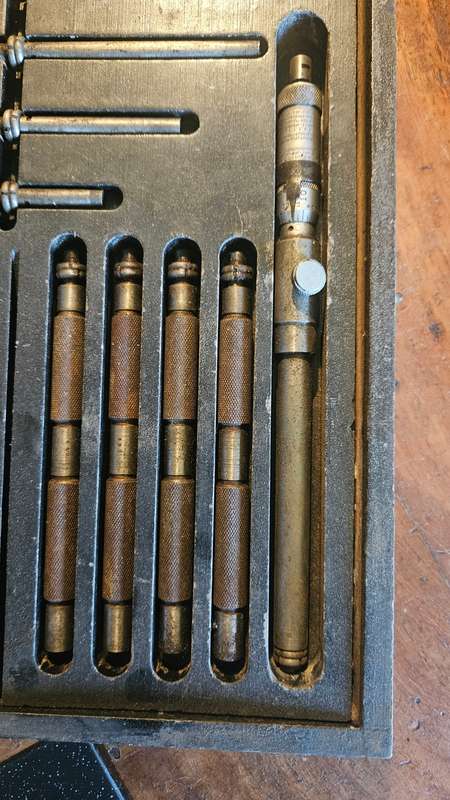 Moore & Wright Inside Micrometer Set