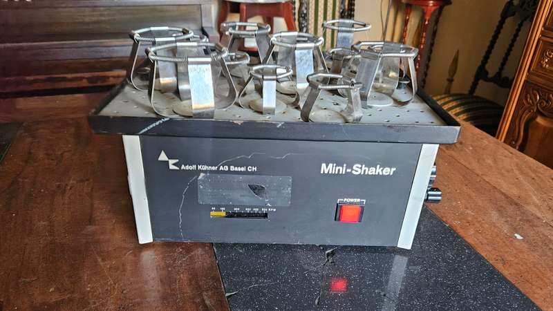 Adolf Kohner Mini Shaker