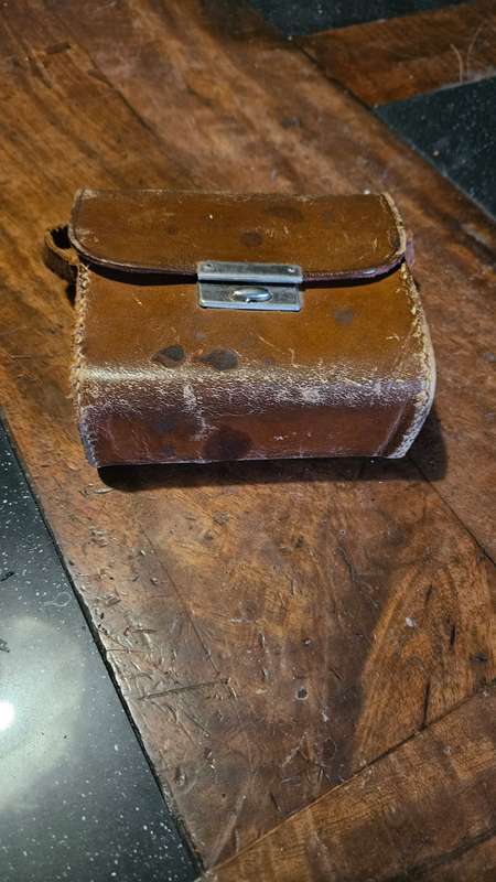 Antique 1928 9.5mm Baby Cine Camera