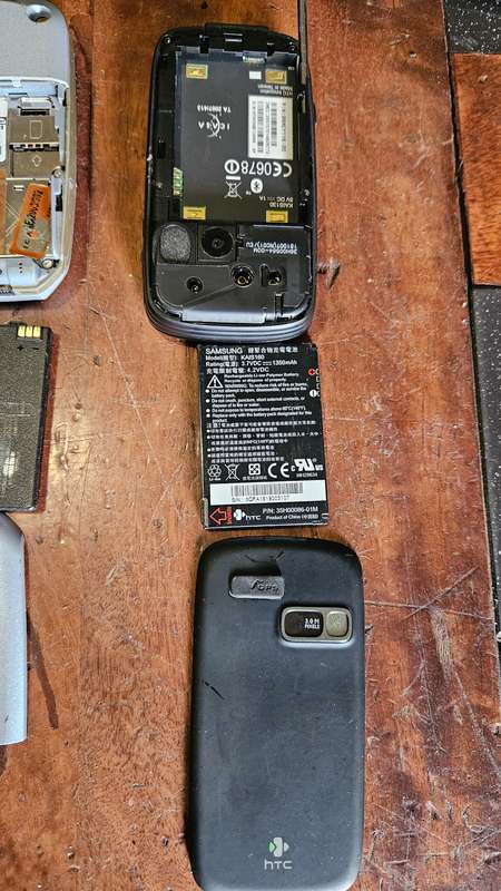 Cell Phone Lot