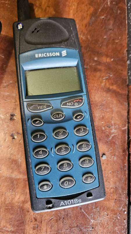 Cell Phone Lot