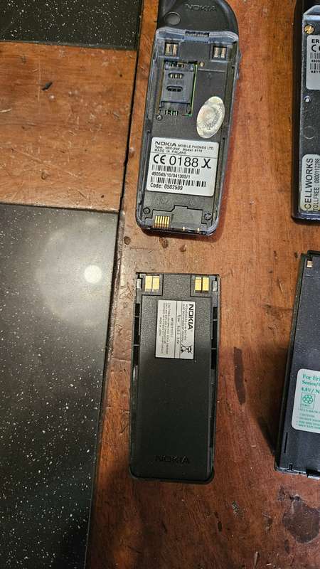 Cell Phone Lot