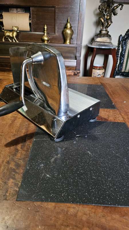 Pineware Meat Slicer