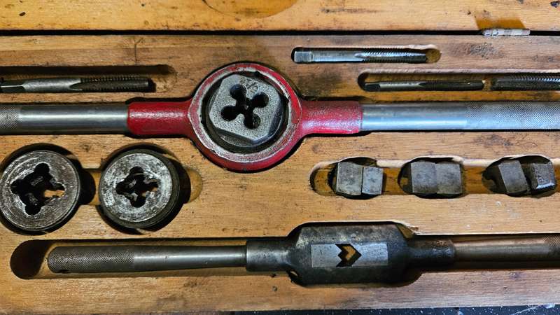 Little Giant Threading Tool Kit. Made in USA