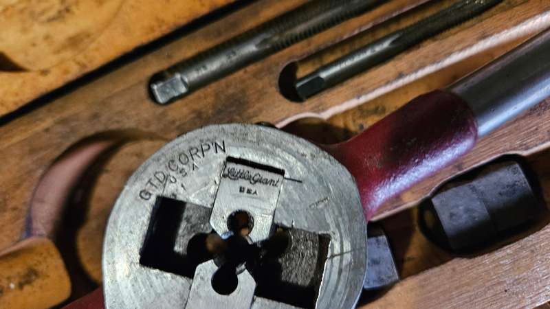 Little Giant Threading Tool Kit. Made in USA