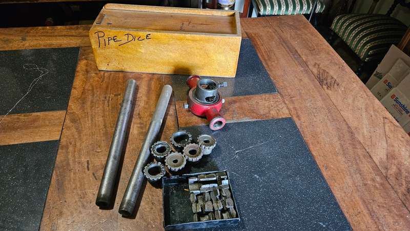 "RESERVED FOR TAAIBRAH"   Little Giant Pipe Threading Tool Kit. Made in USA