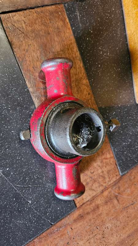 "RESERVED FOR TAAIBRAH"   Little Giant Pipe Threading Tool Kit. Made in USA