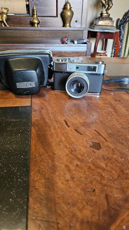 Vintage Yashica Citizen Viewfinder Camera