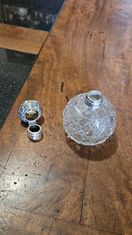 Beautiful Vintage Hall Marked Perfume Bottle