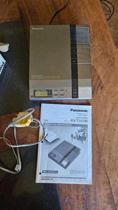 Panasonic Easy Phone Answering Machine. Model KX-T 1470B