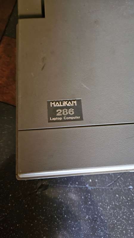 Halikan 286 Laptop
