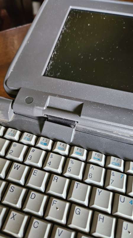 Two Compaq Contura Arero 4/33 C Laptops