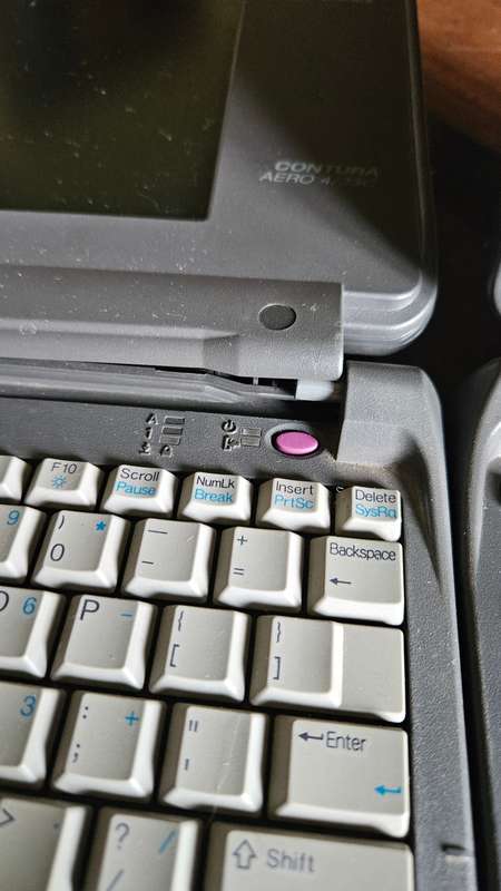 Two Compaq Contura Arero 4/33 C Laptops
