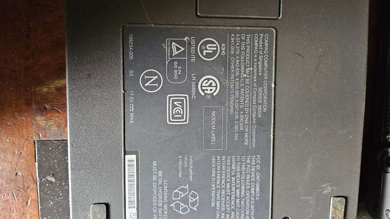 Two Compaq Contura Arero 4/33 C Laptops