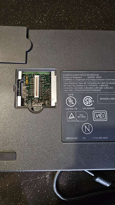 Compaq Contura Aero 4/33C Series 2830A